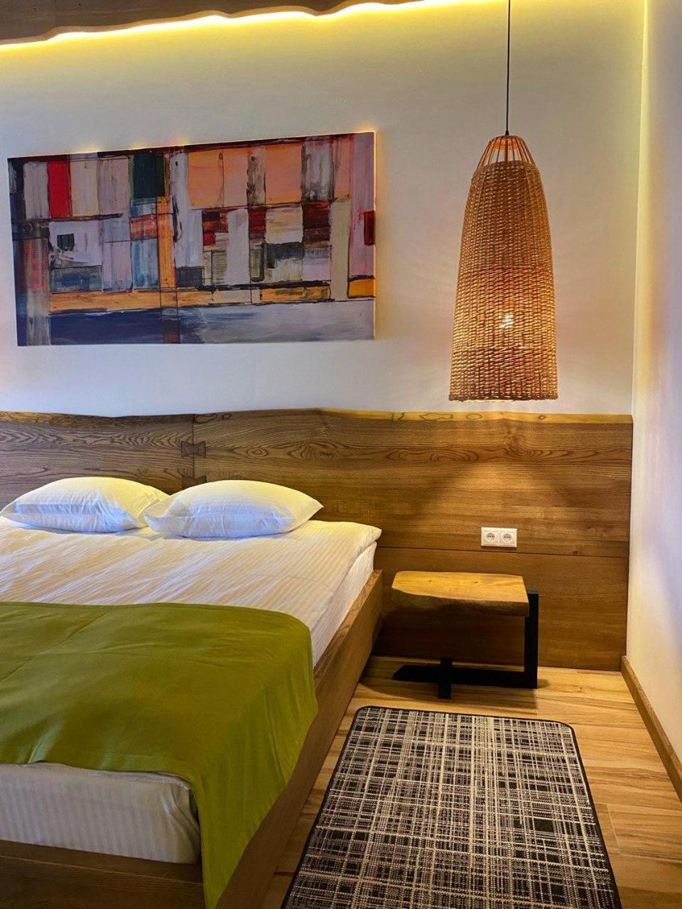 Фільварок Кмитів Hotel Velyki Kosharishcha Ngoại thất bức ảnh