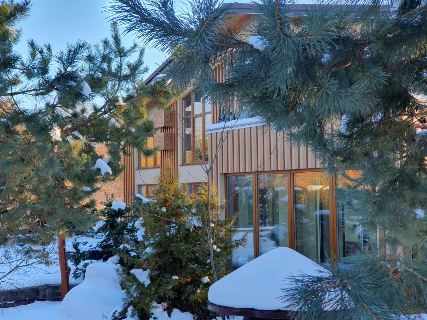Фільварок Кмитів Hotel Velyki Kosharishcha Ngoại thất bức ảnh