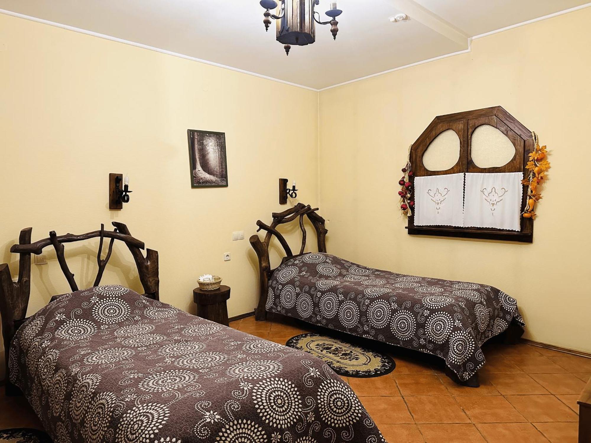 Фільварок Кмитів Hotel Velyki Kosharishcha Ngoại thất bức ảnh